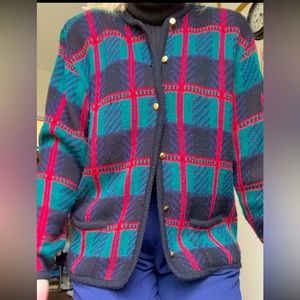 PLAID sweater with shoulder pads